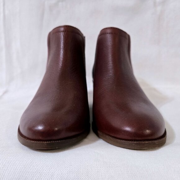 Carlos Santana Leather Ankle Bootie NWOB - size 7.5 - Picture 2 of 13